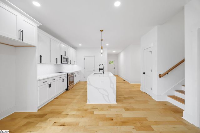 917 2nd Avenue, Greenville, SC 29611