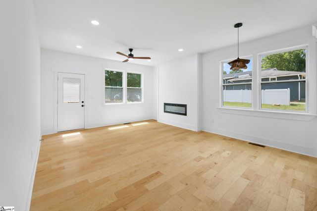917 2nd Avenue, Greenville, SC 29611