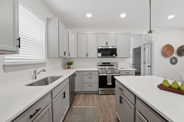 93 N Princeton Avenue, Columbus, OH 43222