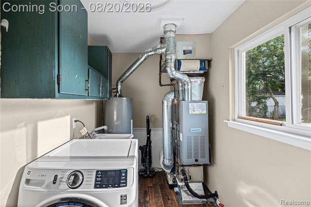 10880 Jackson Street, Belleville, MI 48111