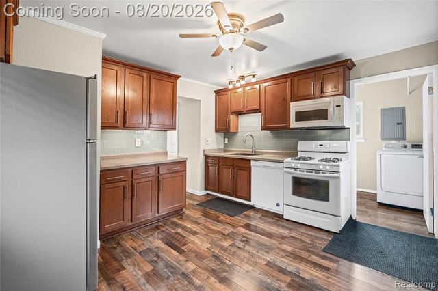 10880 Jackson Street, Belleville, MI 48111