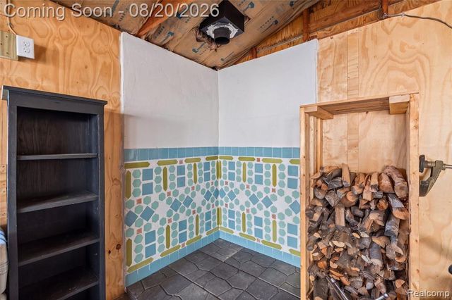 10880 Jackson Street, Belleville, MI 48111