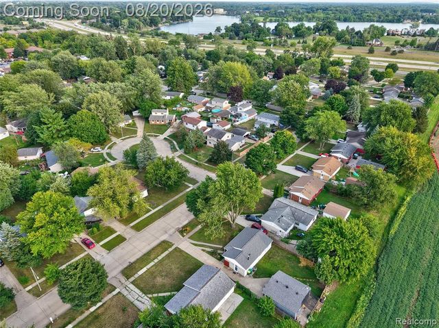10880 Jackson Street, Belleville, MI 48111