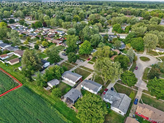 10880 Jackson Street, Belleville, MI 48111
