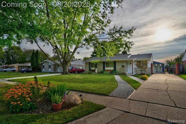 10880 Jackson Street, Belleville, MI 48111