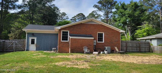 110 Landon Drive, Washington, NC 27889