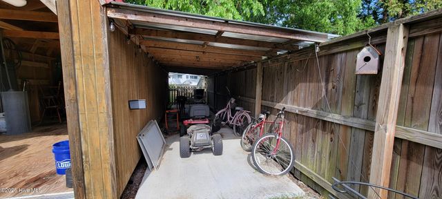 110 Landon Drive, Washington, NC 27889