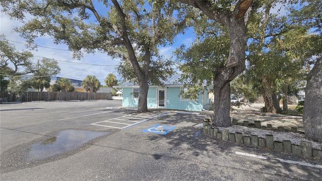870 S MCCALL ROAD #8, Englewood, FL 34223
