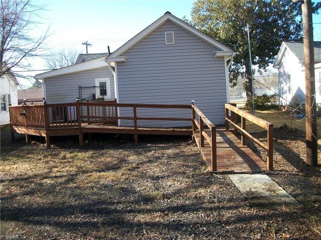 312 Bridge Street, Eden, NC 27288