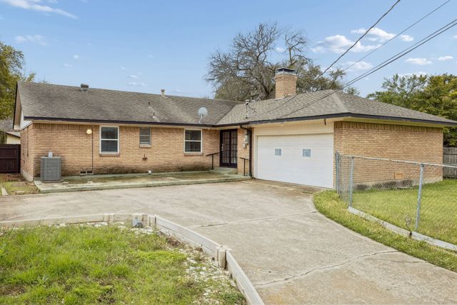 9007 Sweetwater Drive, Dallas, TX 75228