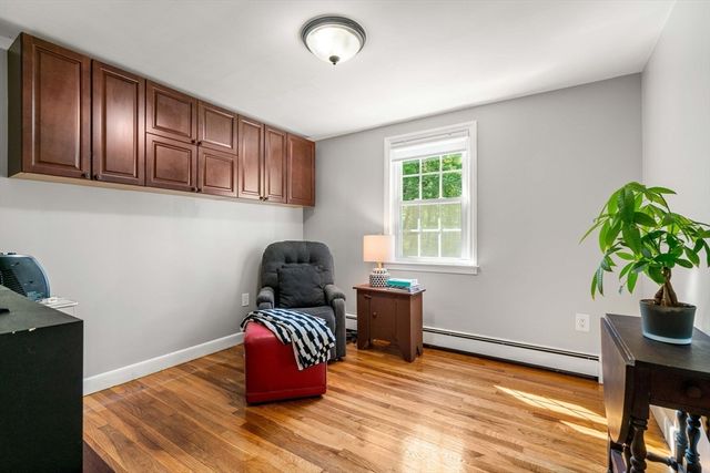 28 Ballardvale Road, Andover, MA 01810