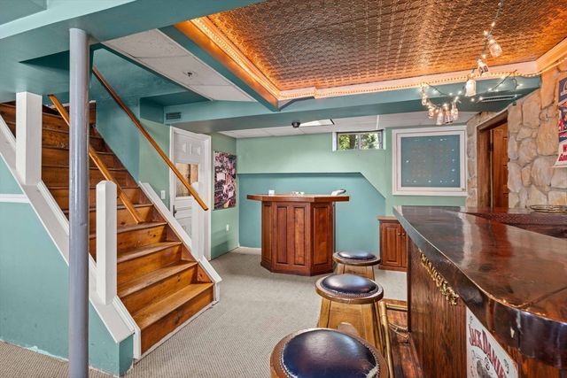 28 Ballardvale Road, Andover, MA 01810