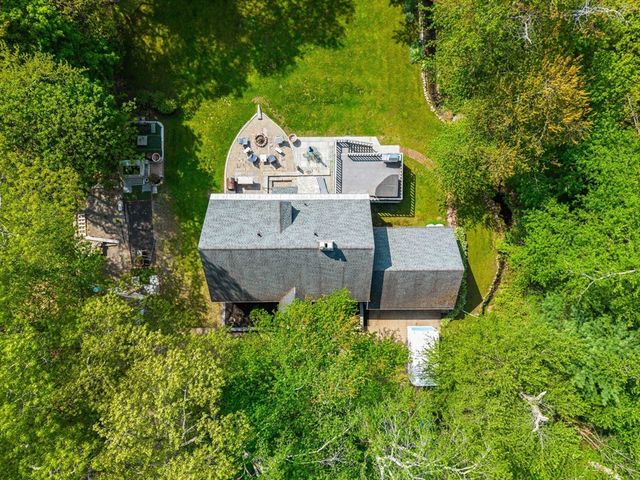 28 Ballardvale Road, Andover, MA 01810