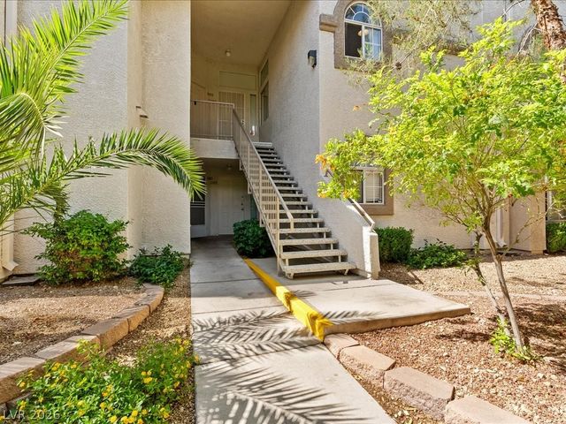3125 North Buffalo Drive 2092, Las Vegas, NV 89128