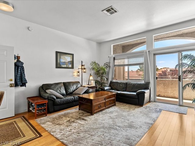 3125 North Buffalo Drive 2092, Las Vegas, NV 89128