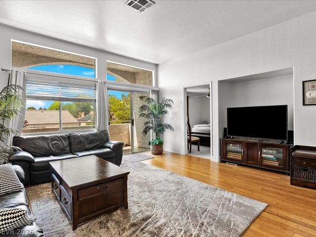 3125 North Buffalo Drive 2092, Las Vegas, NV 89128