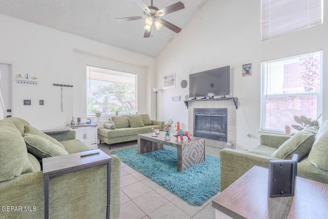 2025 RALPH JANES Place, El Paso, TX 79936