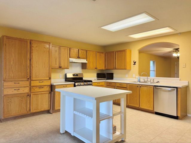 1601 Lloydminister WAY, Cedar Park, TX 78613