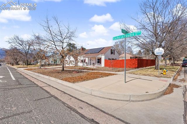 1426 E Cache La Poudre Street, Colorado Springs, CO 80909