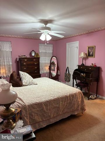 10 HARVEST DR, Ephrata, PA 17522