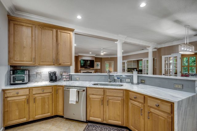 1204 Pine Valley Rd., North Myrtle Beach, SC 29582