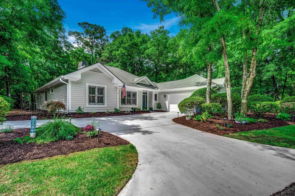 1204 Pine Valley Rd., North Myrtle Beach, SC 29582