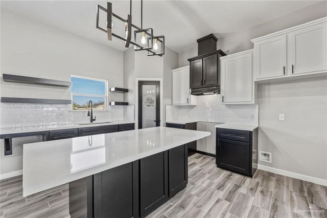 2404 San Pascual Street, San Juan, TX 78589