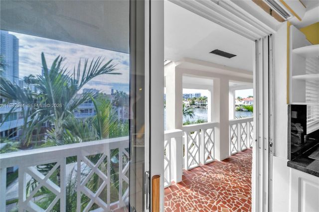 2400 S Ocean Dr 302, Hollywood, FL 33019