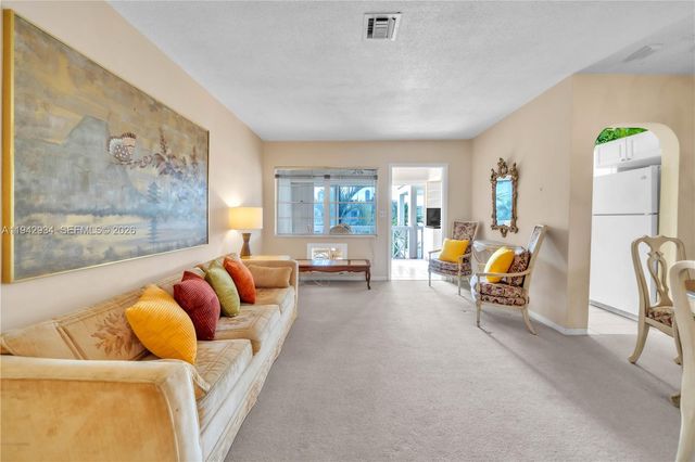 2400 S Ocean Dr 302, Hollywood, FL 33019