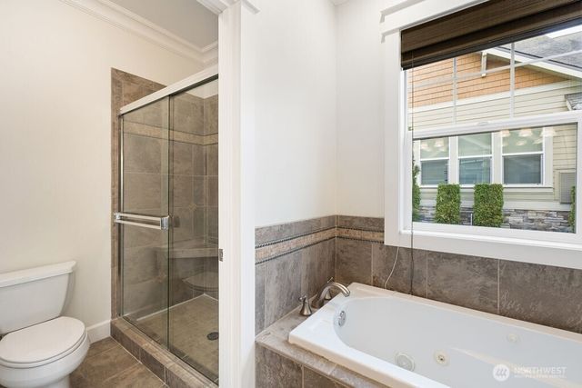 7276 Rosemount Circle, Tacoma, WA 98465