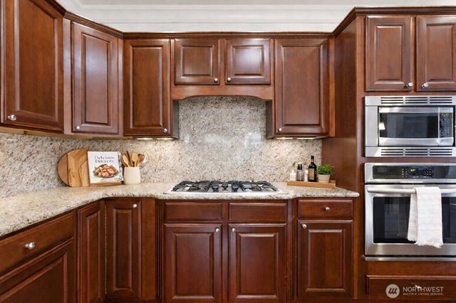 7276 Rosemount Circle, Tacoma, WA 98465