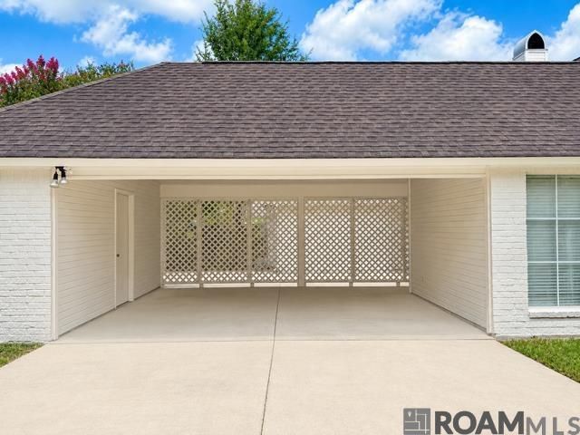 12818 Stutgart Ave, Baton Rouge, LA 70816