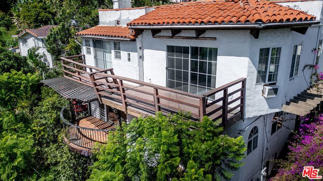 6133 Glen Tower Street, Los Angeles, CA 90068