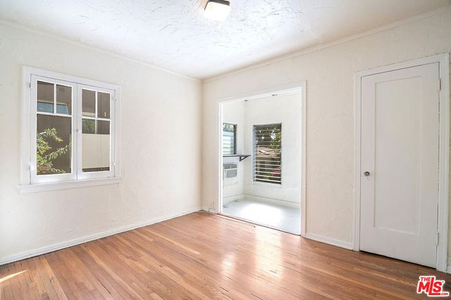 6133 Glen Tower Street, Los Angeles, CA 90068
