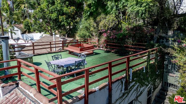 6133 Glen Tower Street, Los Angeles, CA 90068