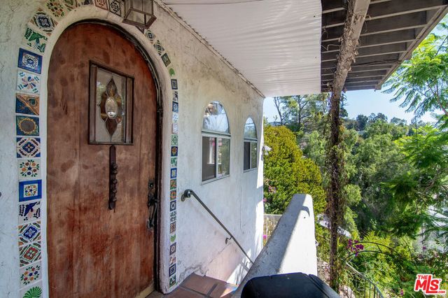 6133 Glen Tower Street, Los Angeles, CA 90068