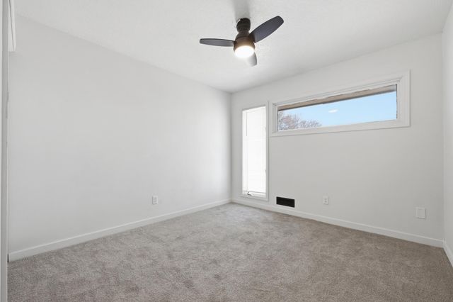 323 E 43rd Street, Minneapolis, MN 55409