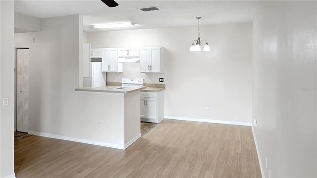 2516 GRASSY POINT DRIVE 306, Lake Mary, FL 32746
