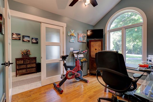 707 W Shepherds Lane, Santa Claus, IN 47579