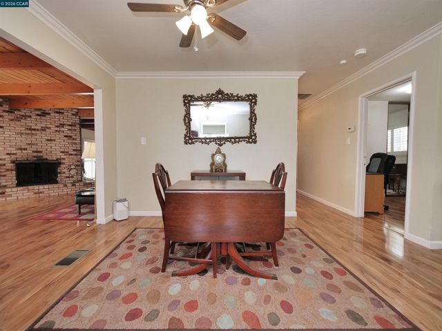 2979 Gilma Dr, Richmond, CA 94806