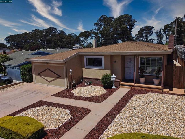 2979 Gilma Dr, Richmond, CA 94806