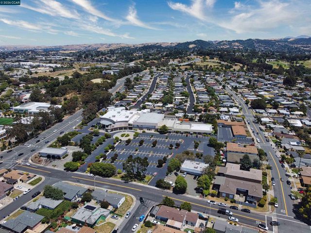 2979 Gilma Dr, Richmond, CA 94806