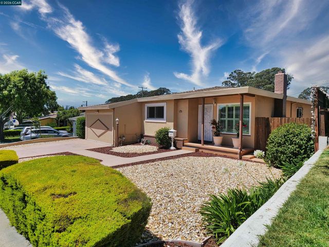 2979 Gilma Dr, Richmond, CA 94806