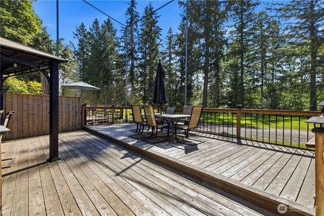 22503 SE 261st Street, Maple Valley, WA 98038