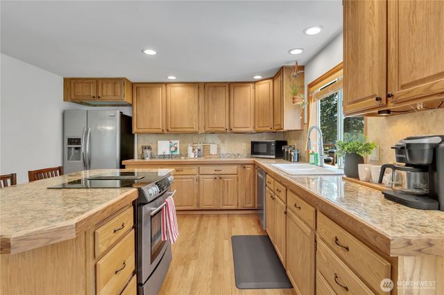 22503 SE 261st Street, Maple Valley, WA 98038