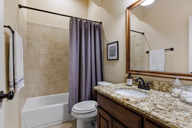 178 Oak Meadow Trail, Waco, TX 76657