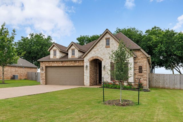 178 Oak Meadow Trail, Waco, TX 76657