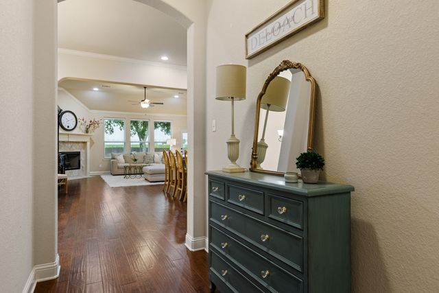 178 Oak Meadow Trail, Waco, TX 76657