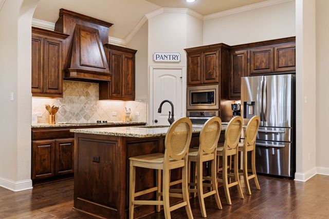 178 Oak Meadow Trail, Waco, TX 76657