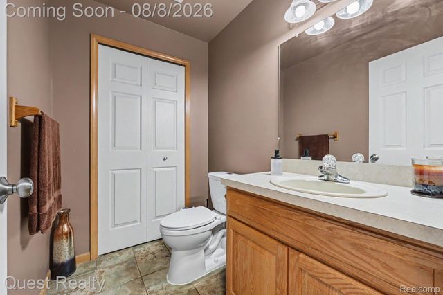 19944 Townsend Drive, Macomb Township, MI 48044
